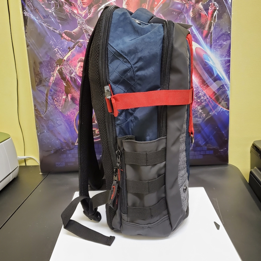 Captain America Laptop Backpack - Picture 3 of 16